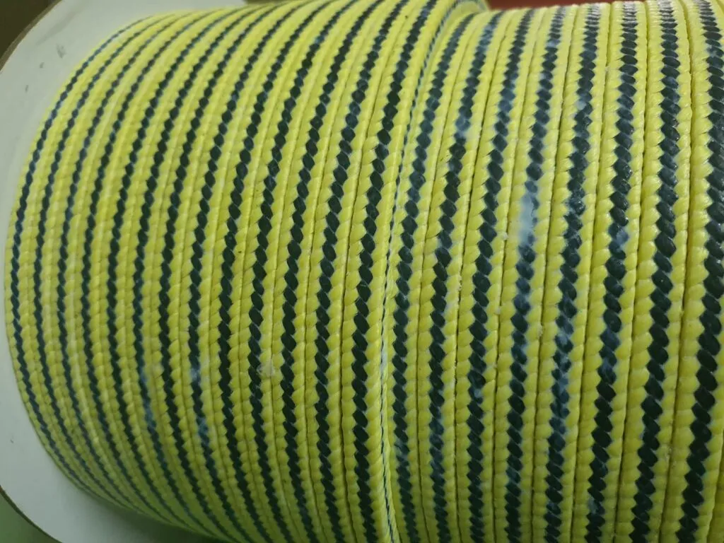 Dây tết chèn aramid carbon mặt bện vàng chanh và đen nhìn cận