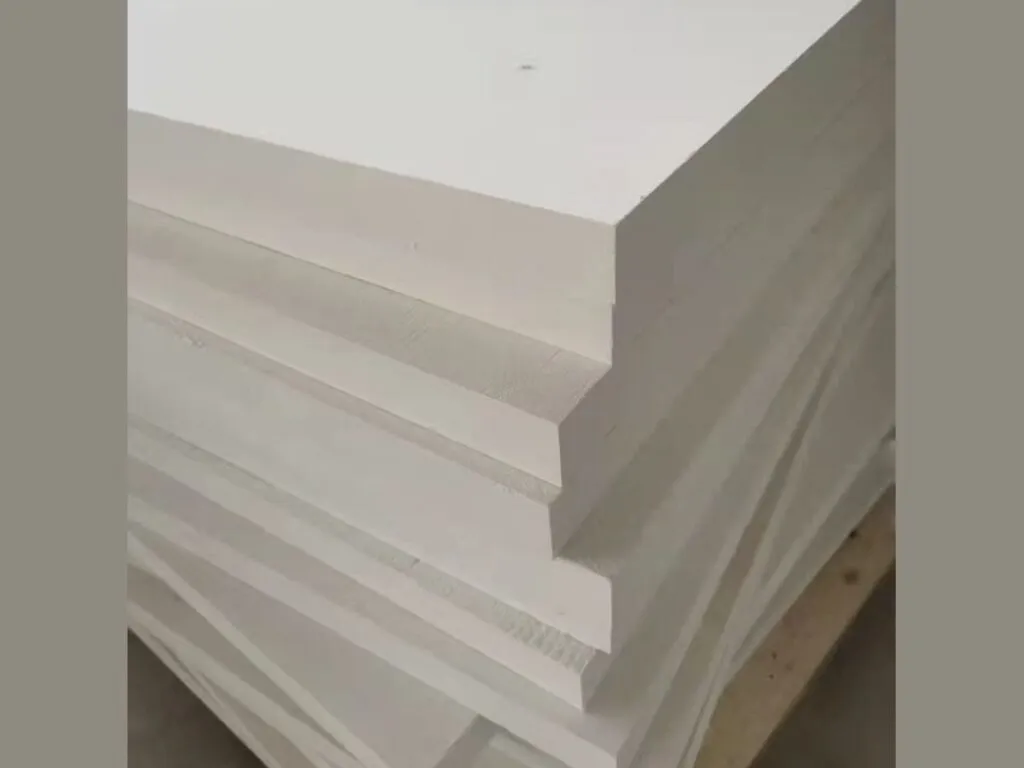 Gioăng ceramic: chồng tấm sợi gốm dày nhìn mép