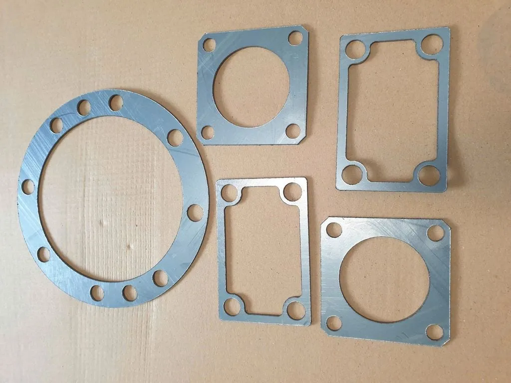 Gioăng chì graphite nhiều hình tròn và chữ nhật cắt theo bản vẽ
