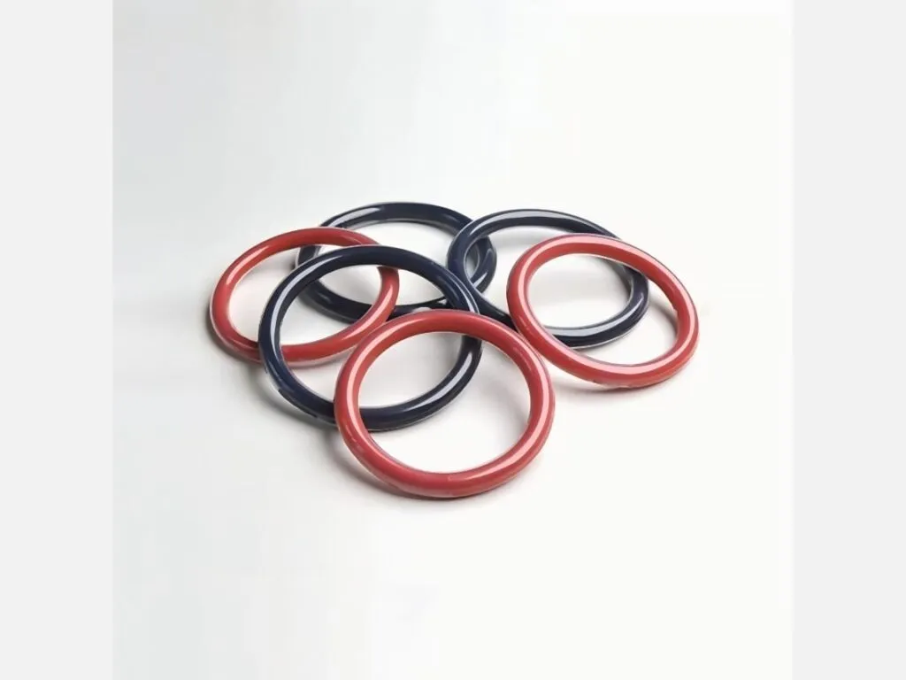 Oring bọc teflon sáu vòng đỏ và đen xếp đan nhau